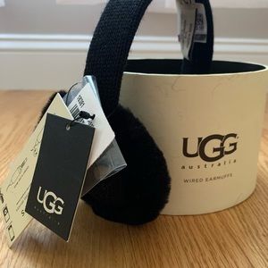 NWT + gift box Ugg black knit + fur wired earmuffs